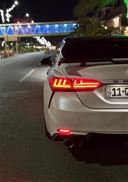 تۆیۆتا کامری